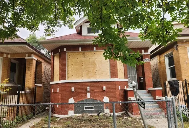 6716 S Bell Avenue, Chicago, IL 60636 - Image #1