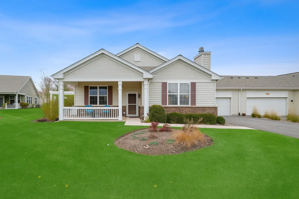 672 Falls Circle, Pingree Grove, IL 60140 - Image #1