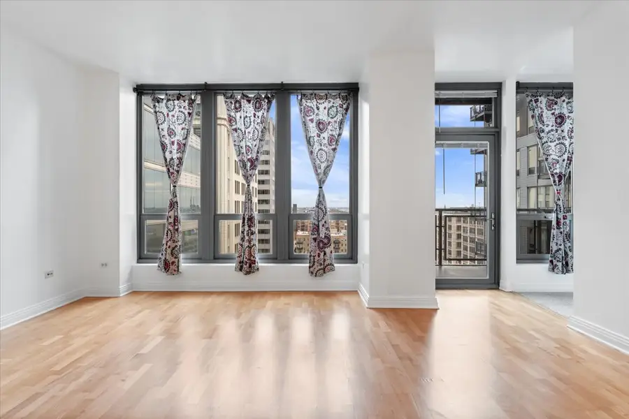 565 W Quincy Street #1216, Chicago, IL 60661 - Image #2