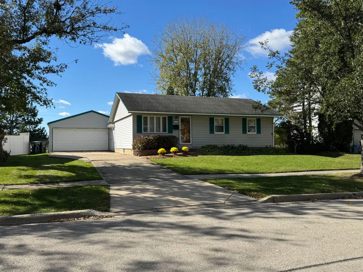 Address Withheld By Seller, Streamwood, IL 60107 - Image #1