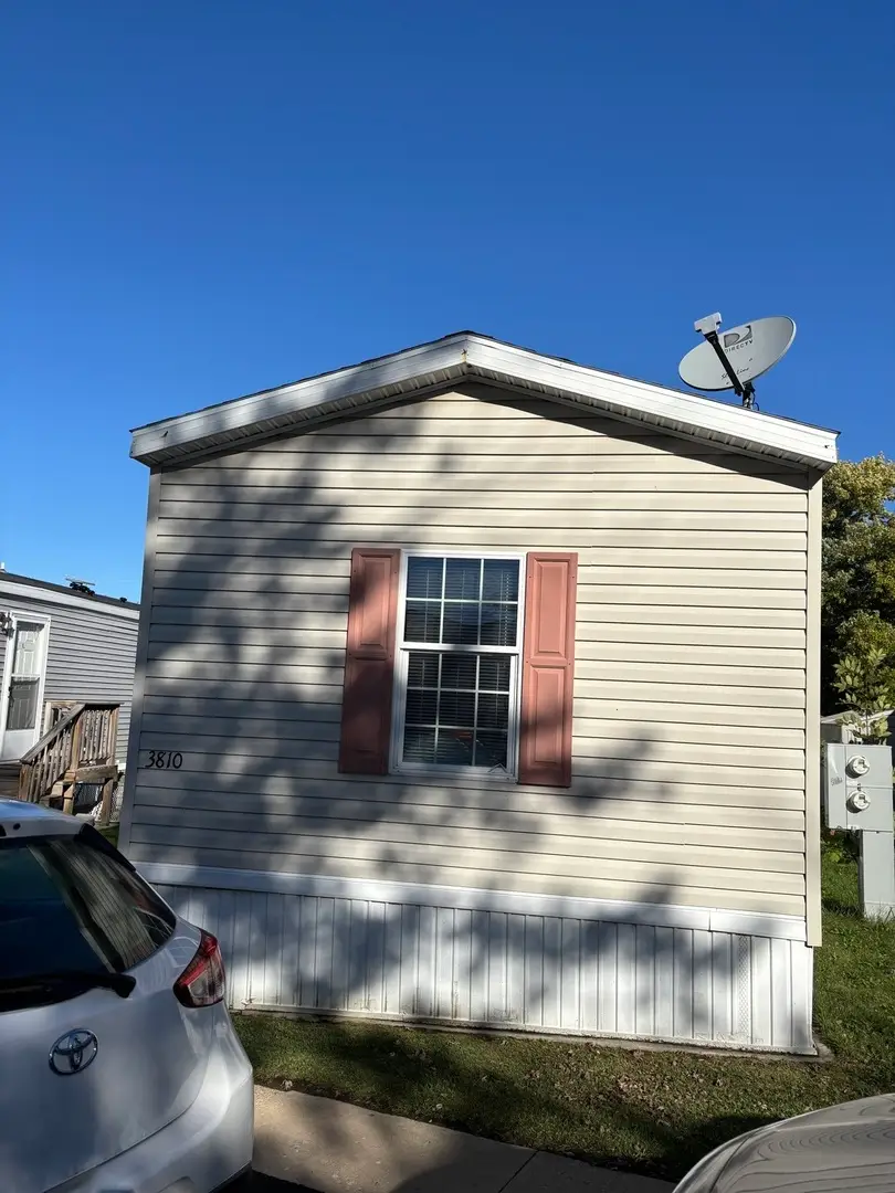 3810 1st Street, Park City, IL 60085 - Image #2