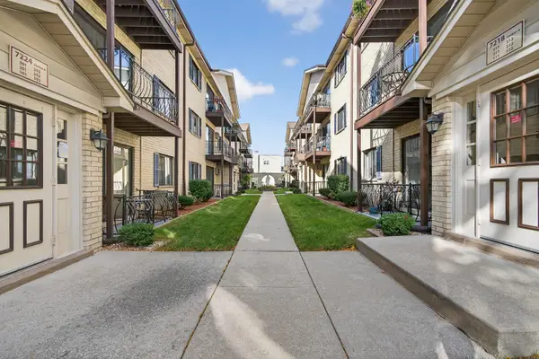 7218 W Wrightwood Avenue #111, Elmwood Park, IL 60707