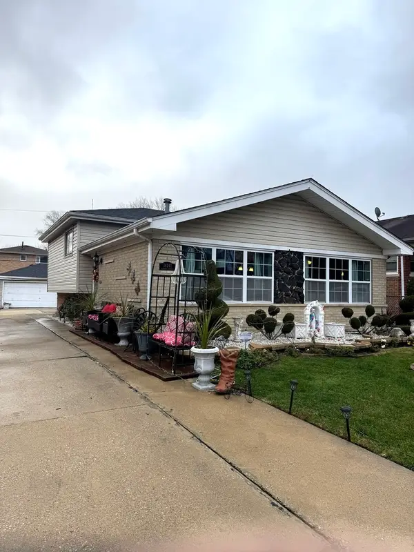 14241 S Marquette Avenue, Burnham, IL 60633