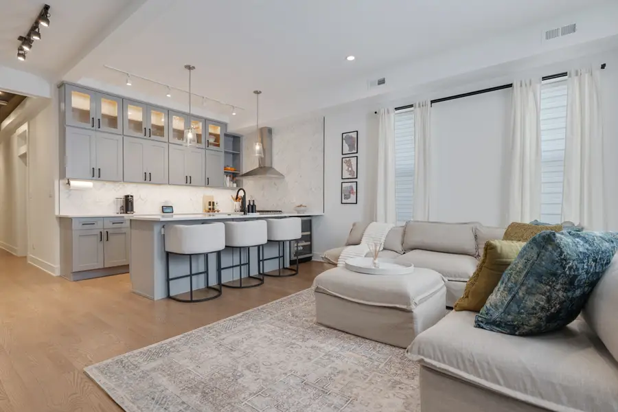 4559 S Michigan Avenue #3N, Chicago, IL 60653 - Image #2