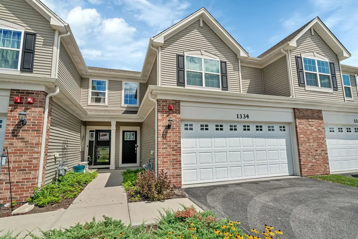 1334 Hawk Hollow Drive, Yorkville, IL 60560 - Image #1