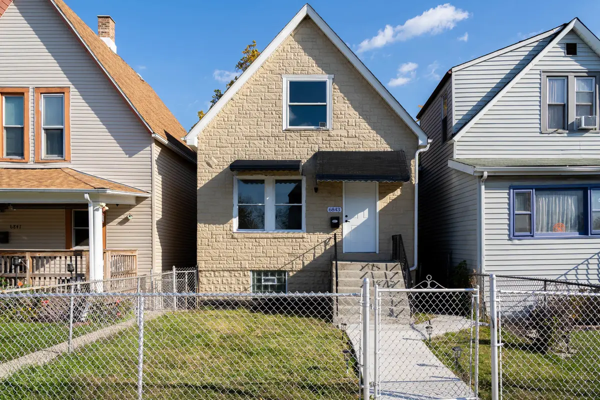 6843 S Carpenter Street, Chicago, IL 60621 - Image #1