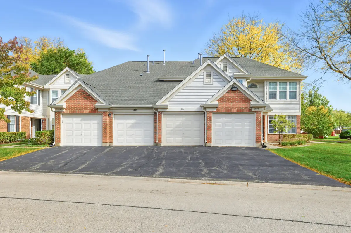 1924 Quaker Hollow Lane, Streamwood, IL 60107 - Image #1