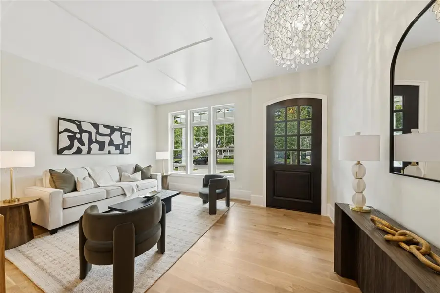 334 S Ashland Avenue, La Grange, IL 60525 - Image #3