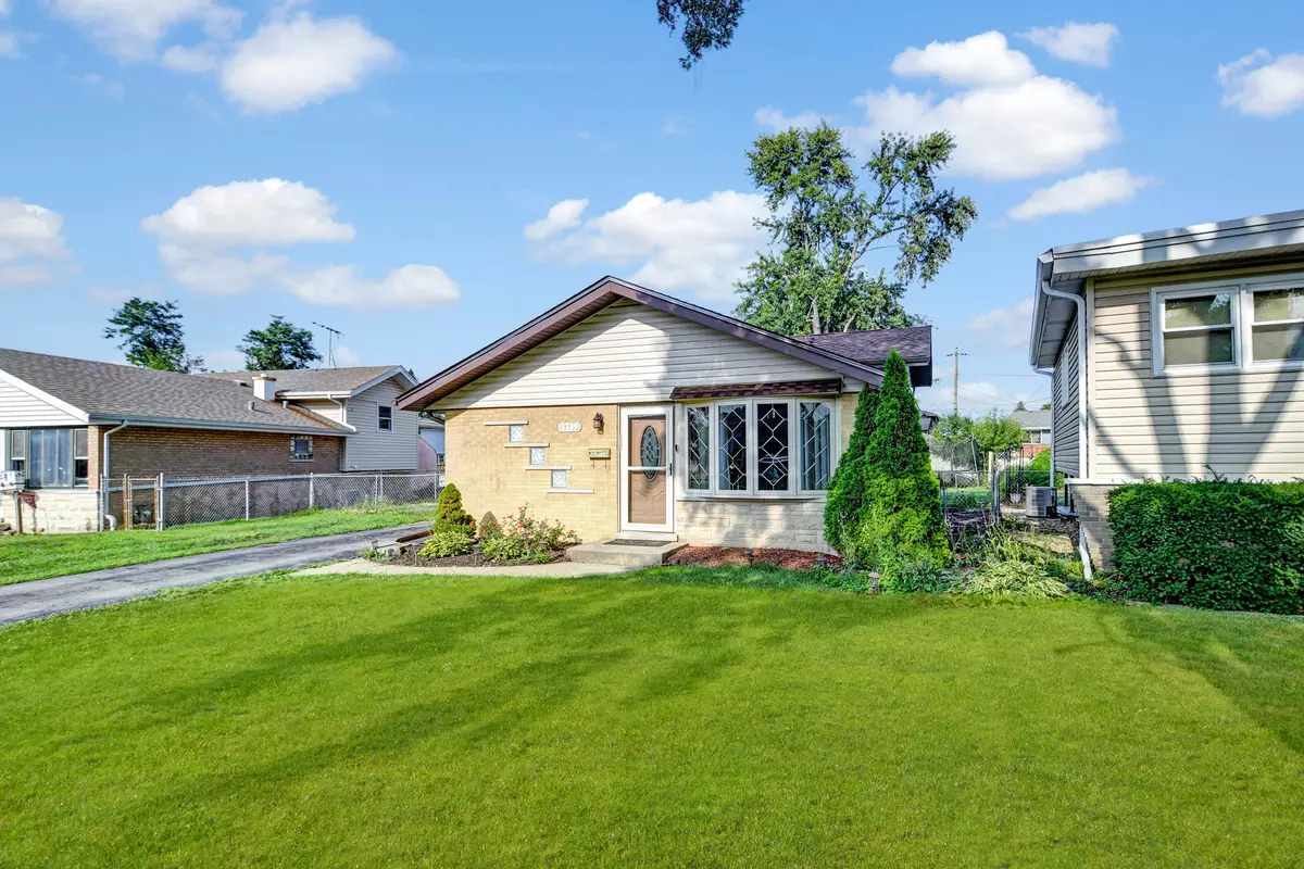 13533 Short Drive, Crestwood, IL 60418 - #1