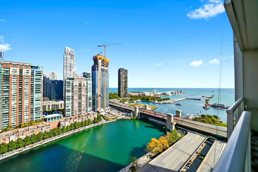 420 E Waterside Drive #2110, Chicago, IL 60601 - Image #2