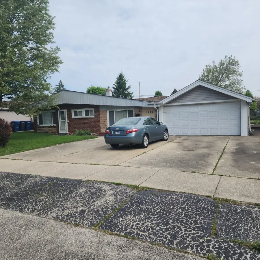 7826 W 98th Place, Hickory Hills, IL 60457 - Image #2