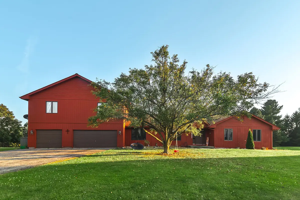 9221 Dirkshire Drive, Woodstock, IL 60098 - Image #1