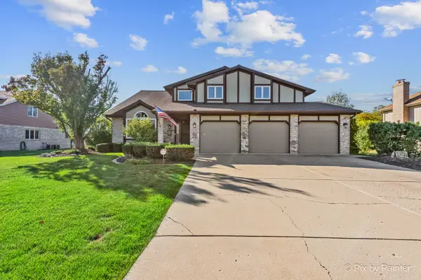 16830 S Pineview Drive, Homer Glen, IL 60491