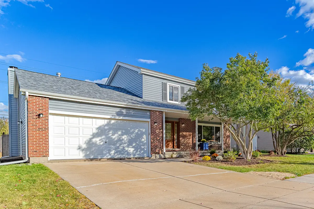 725 Bismark Court, Elk Grove Village, IL 60007 - Image #1