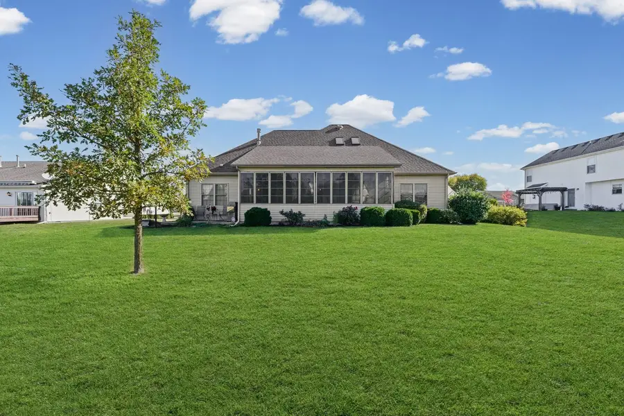 512 Prairie Lane Drive, Monticello, IL 61856 - Image #3