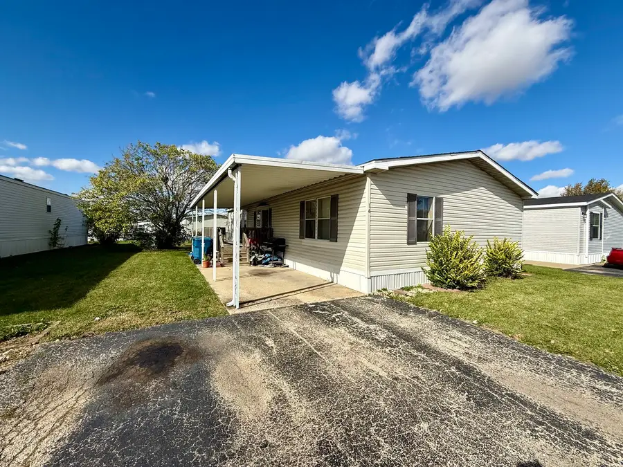 14 Saint Michaels Drive, Bourbonnais, IL 60914 - Image #2