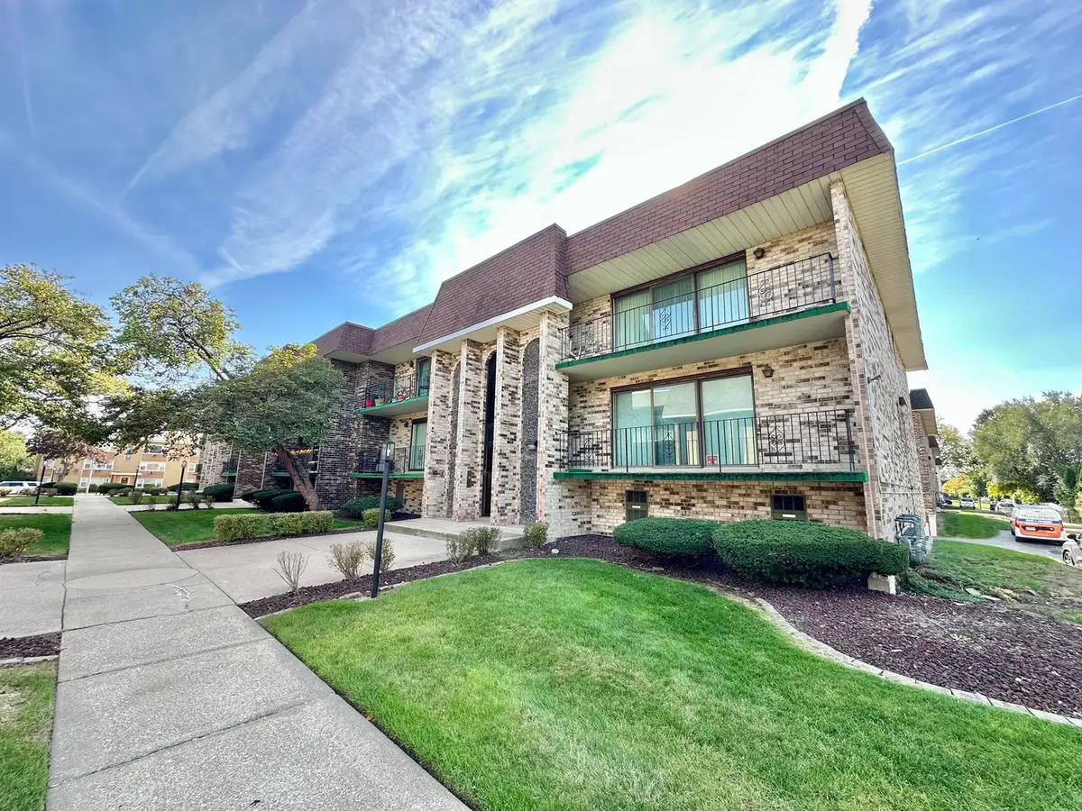 9134 S Pulaski Road #2E, Oak Lawn, IL 60453 - Image #1