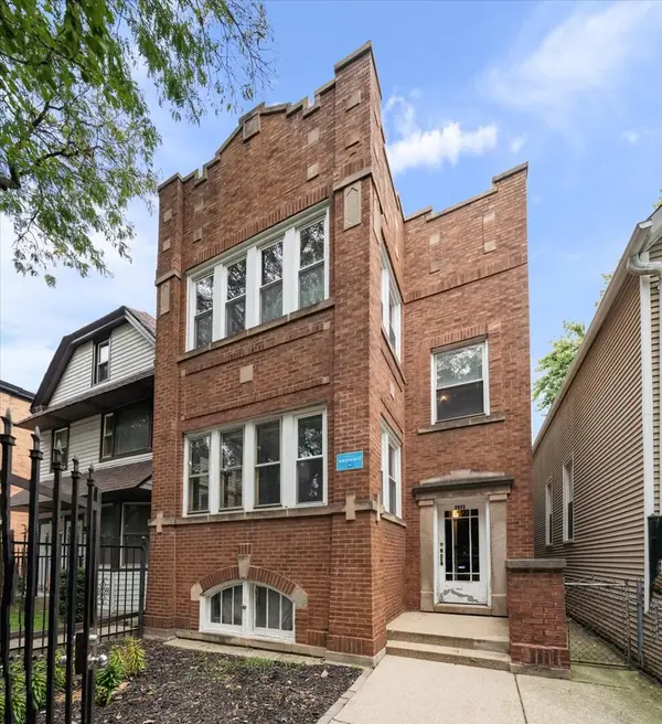 Address Withheld By Seller, Chicago, IL 60618
