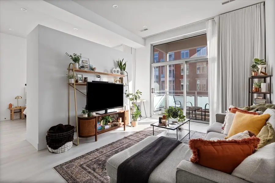 949 W Madison Street #406, Chicago, IL 60607 - Image #2