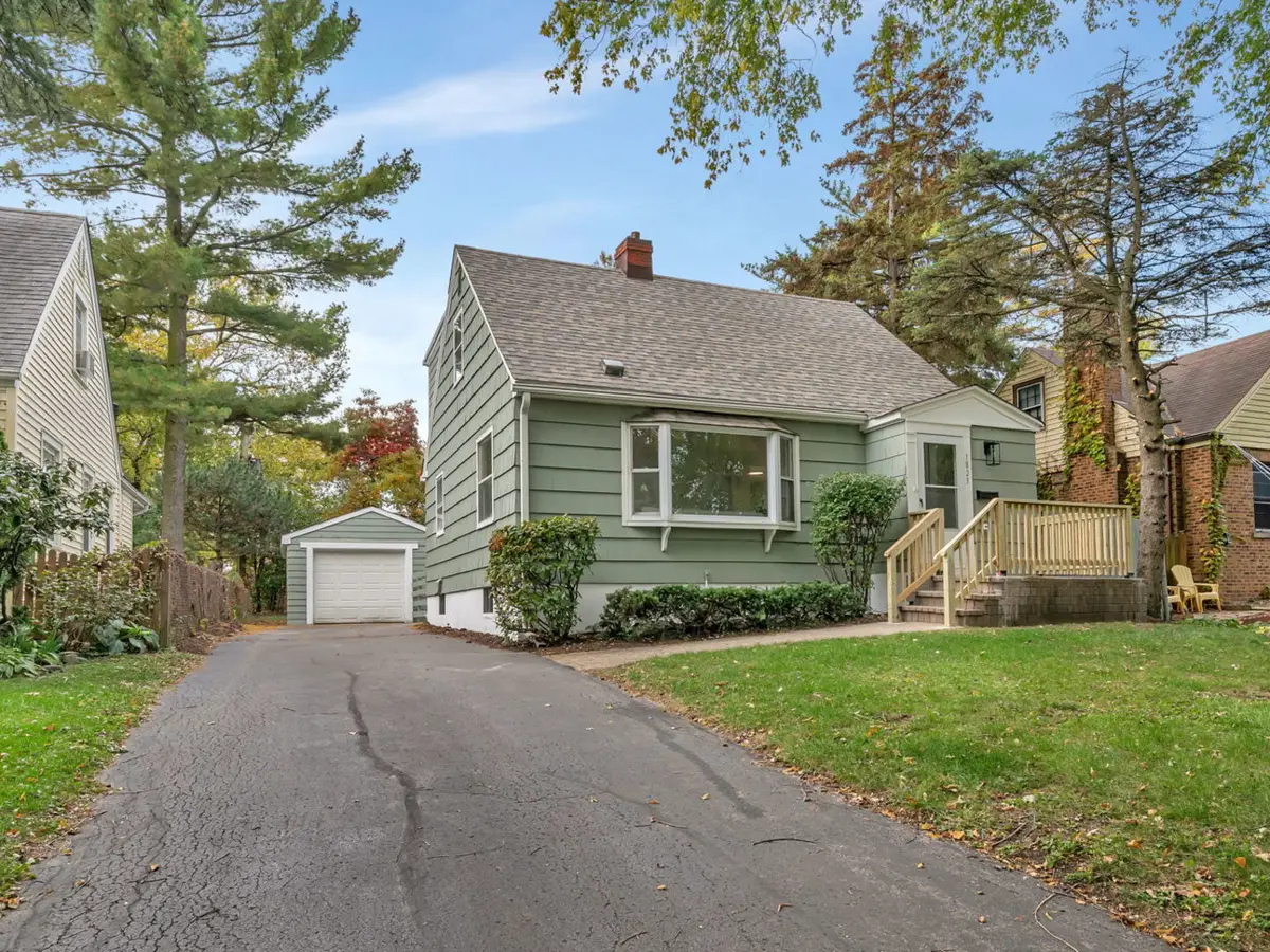 1823 Evergreen Road, Homewood, IL 60430 - Image #1