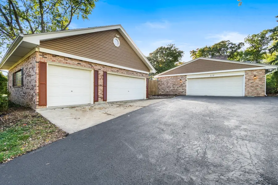 210 Oak Lane, Winthrop Harbor, IL 60096 - Image #2