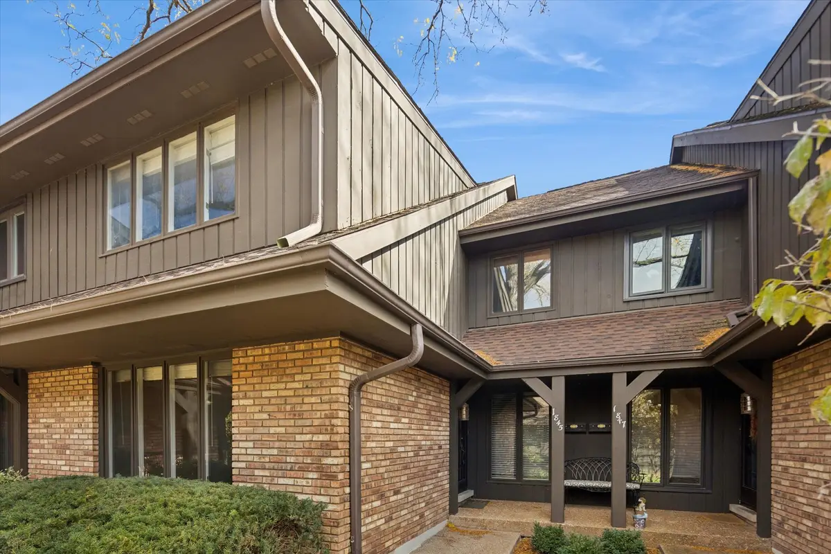 1845 Mission Hills Lane, Northbrook, IL 60062 - Image #1