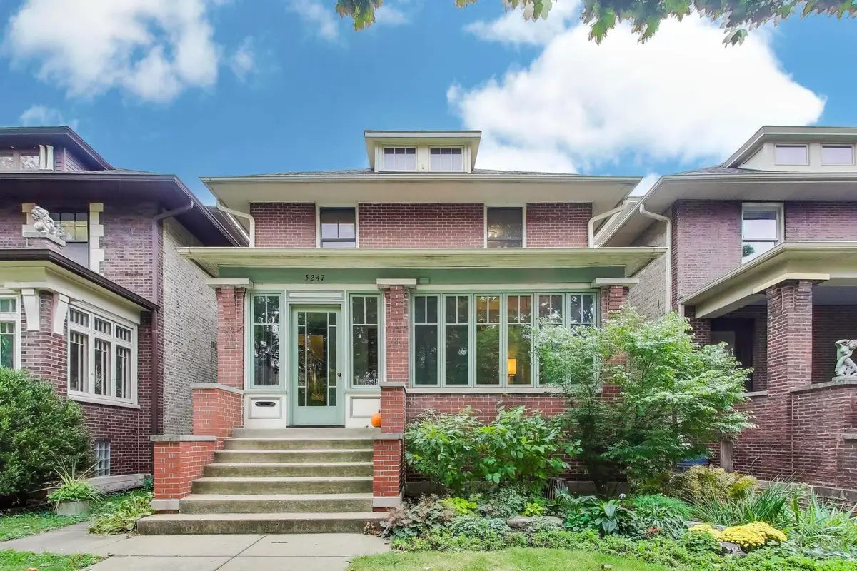 5247 N Wayne Avenue, Chicago, IL 60640 - Image #1