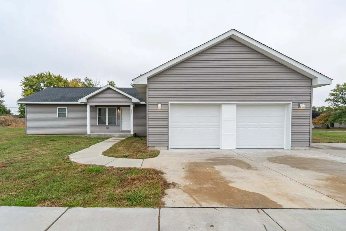 113 Prairie Run, Illiopolis, IL 62539 - Image #1