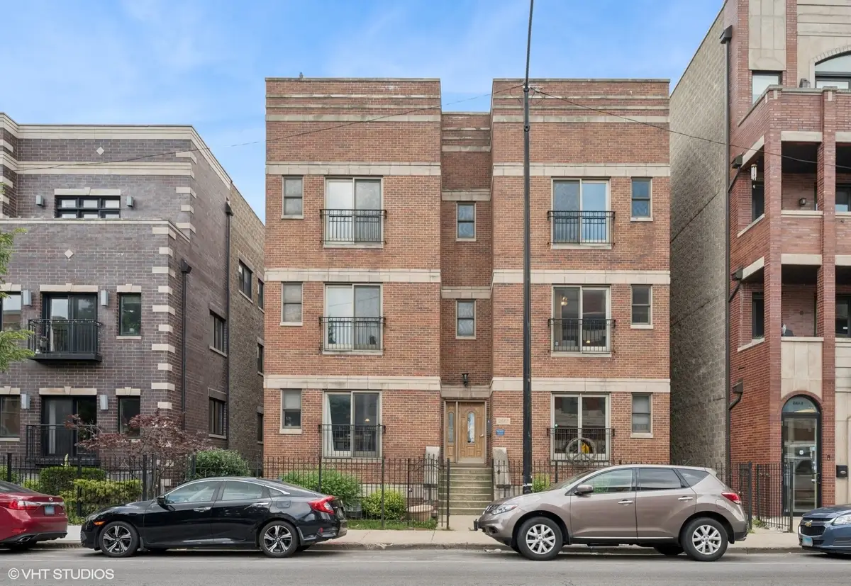 2461 W Foster Avenue #2E, Chicago, IL 60625 - Image #1