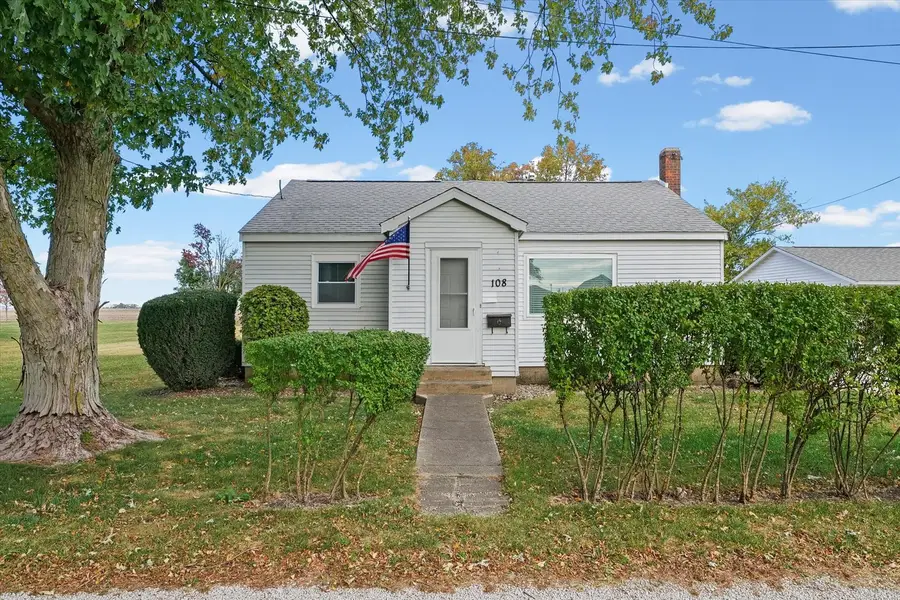 108 W Pauline Street, Royal, IL 61871 - Image #2