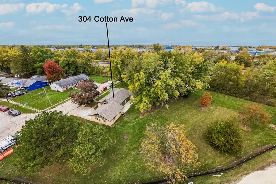 304 Cotton Avenue, Dekalb, IL 60115 - Image #3