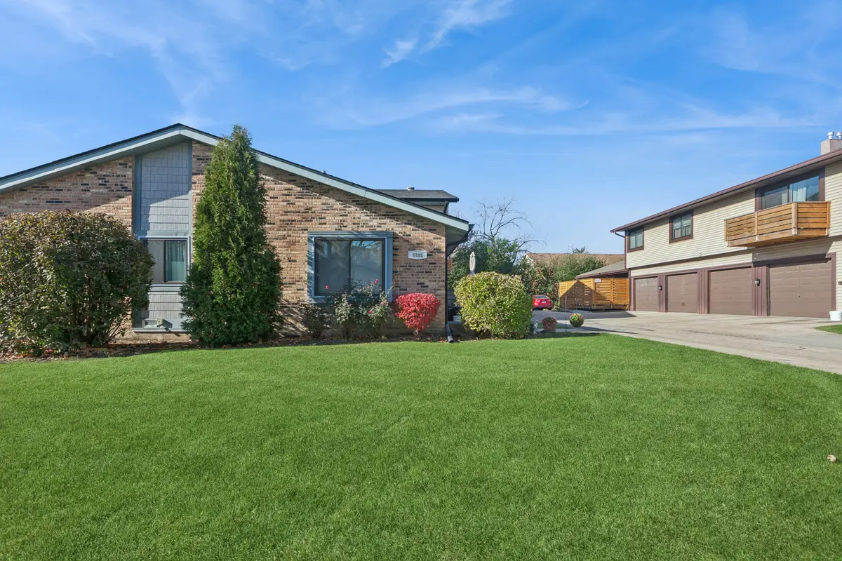Address Withheld By Seller, Darien, IL 60561 - Image #1