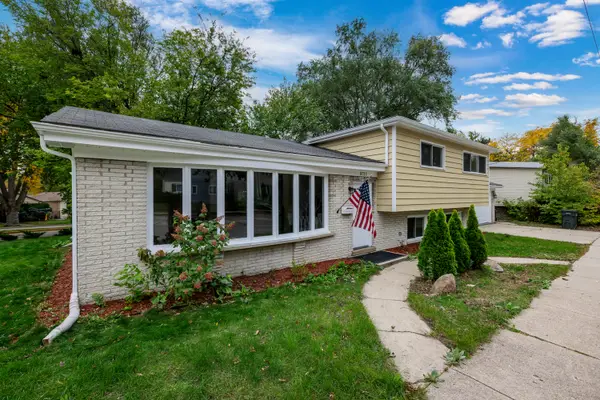 8717 Gross Point Road, Skokie, IL 60077