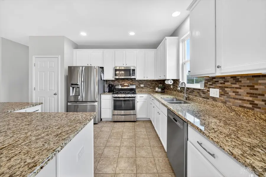 9054 Clinnin Lane, Huntley, IL 60142 - Image #3