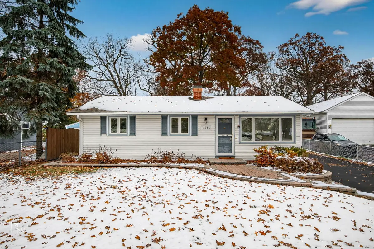 17954 W Big Oaks Road, Grayslake, IL 60030 - #1