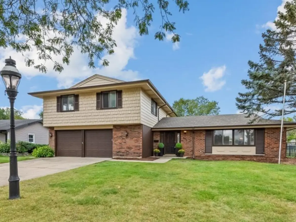 415 Laconia Lane, Schaumburg, IL 60193 - Image #1