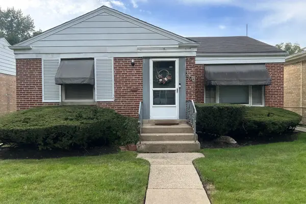 7930 Kedvale Avenue, Skokie, IL 60076