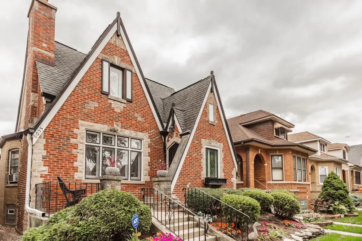 6035 N Mason Avenue, Chicago, IL 60646 - Image #1