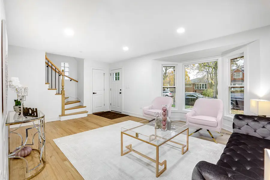 3801 Kirk Street, Skokie, IL 60076 - Image #3