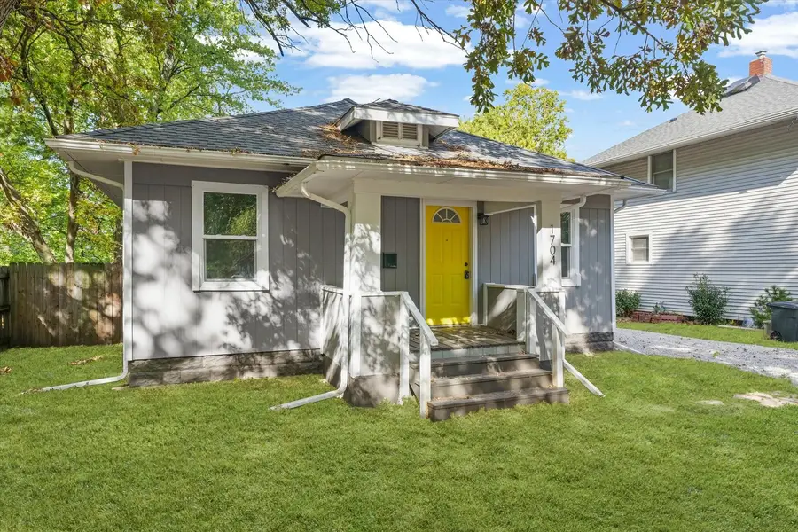 1704 W Church Street, Champaign, IL 61821 - Image #2