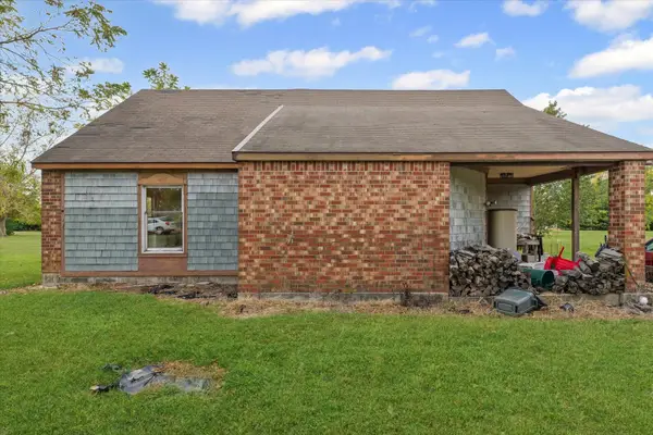 117 Hislop Drive, Cissna Park, IL 60924