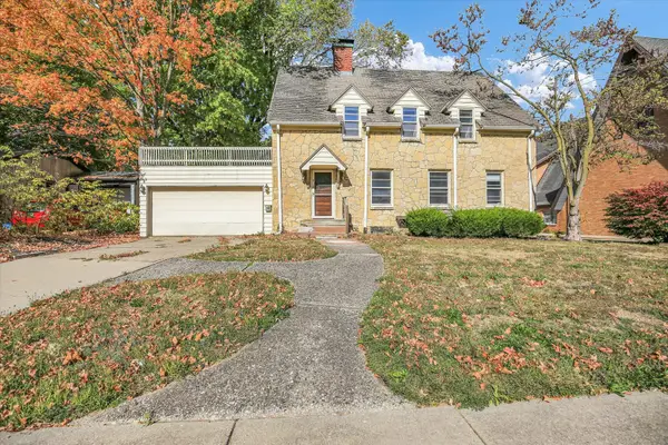 910 W Springfield Avenue, Champaign, IL 61821