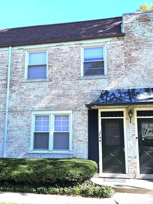 1744 W 95th Place, Chicago, IL 60643