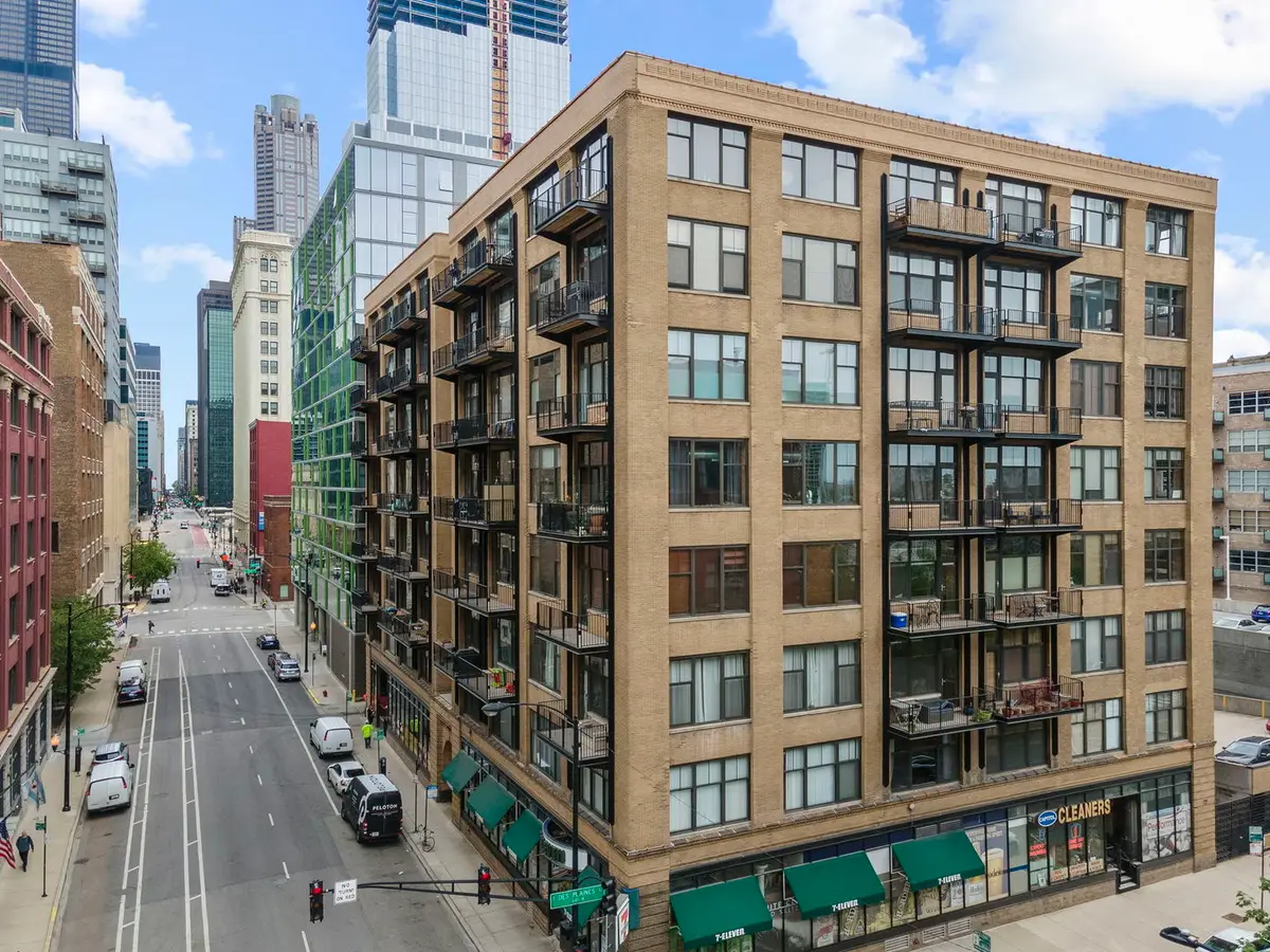 625 W Jackson Boulevard #411, Chicago, IL 60661 - Image #1