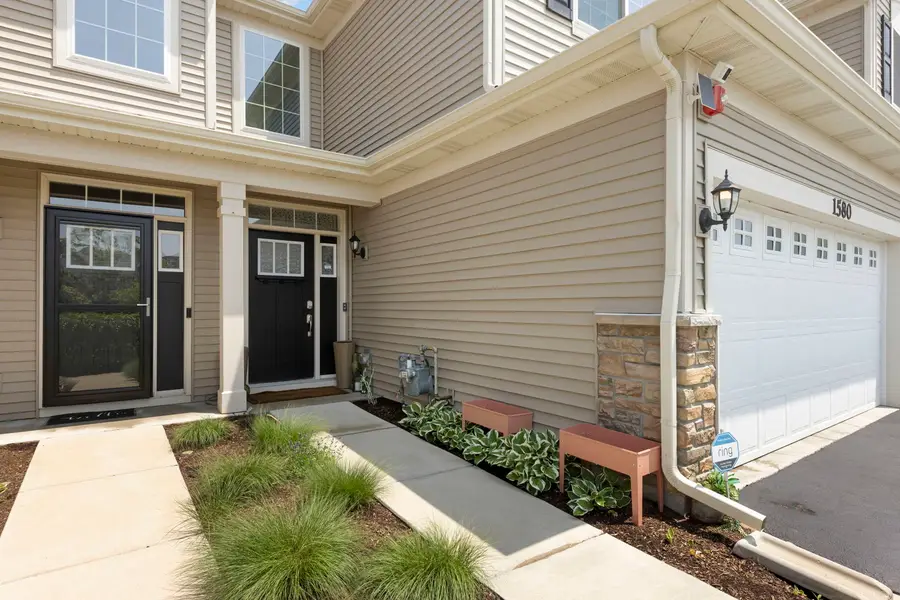 1580 Wind Energy Pass, Batavia, IL 60510 - Image #2