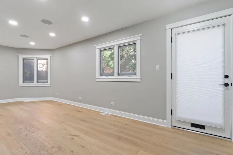 1615 N Vine Street, Chicago, IL 60614 - Image #2