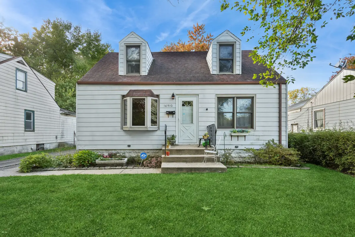 16910 Head Avenue, Hazel Crest, IL 60429 - #1