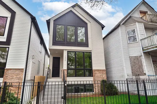 1839 N Albany Avenue, Chicago, IL 60647