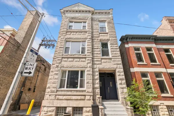 814 N Hermitage Avenue, Chicago, IL 60622