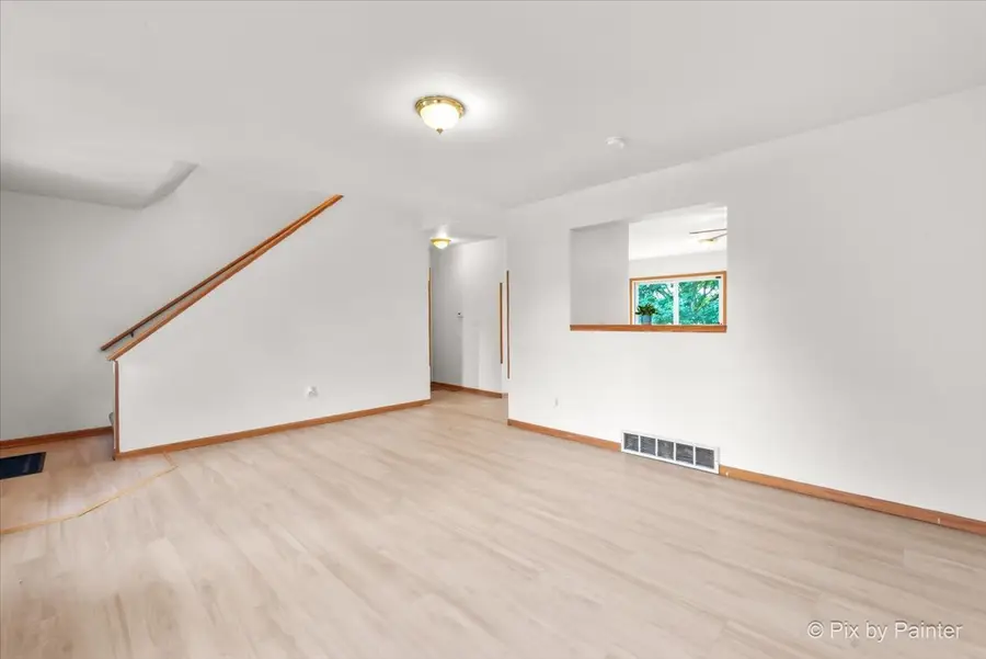 1548 Moluf Street, Dekalb, IL 60115 - Image #3